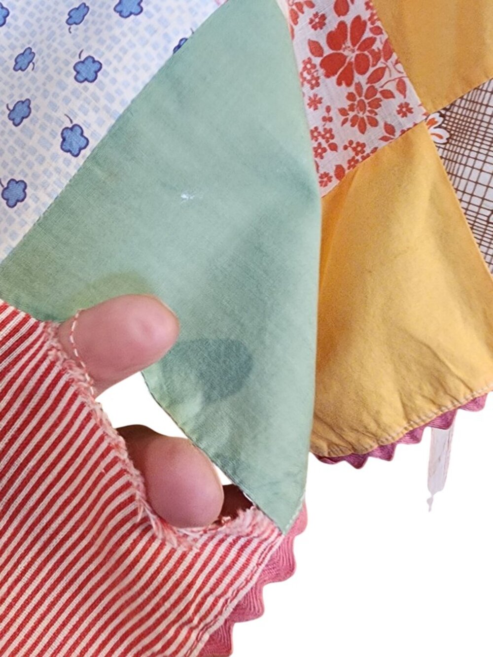 Vintage Handmade Half Apron Quilted Triangle apron AS IS - Picture 4 of 4